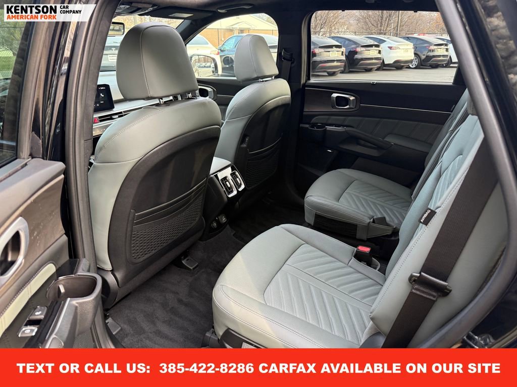 Used 2025 Kia Sorento SX Prestige w/ Sage Leather Package image 39