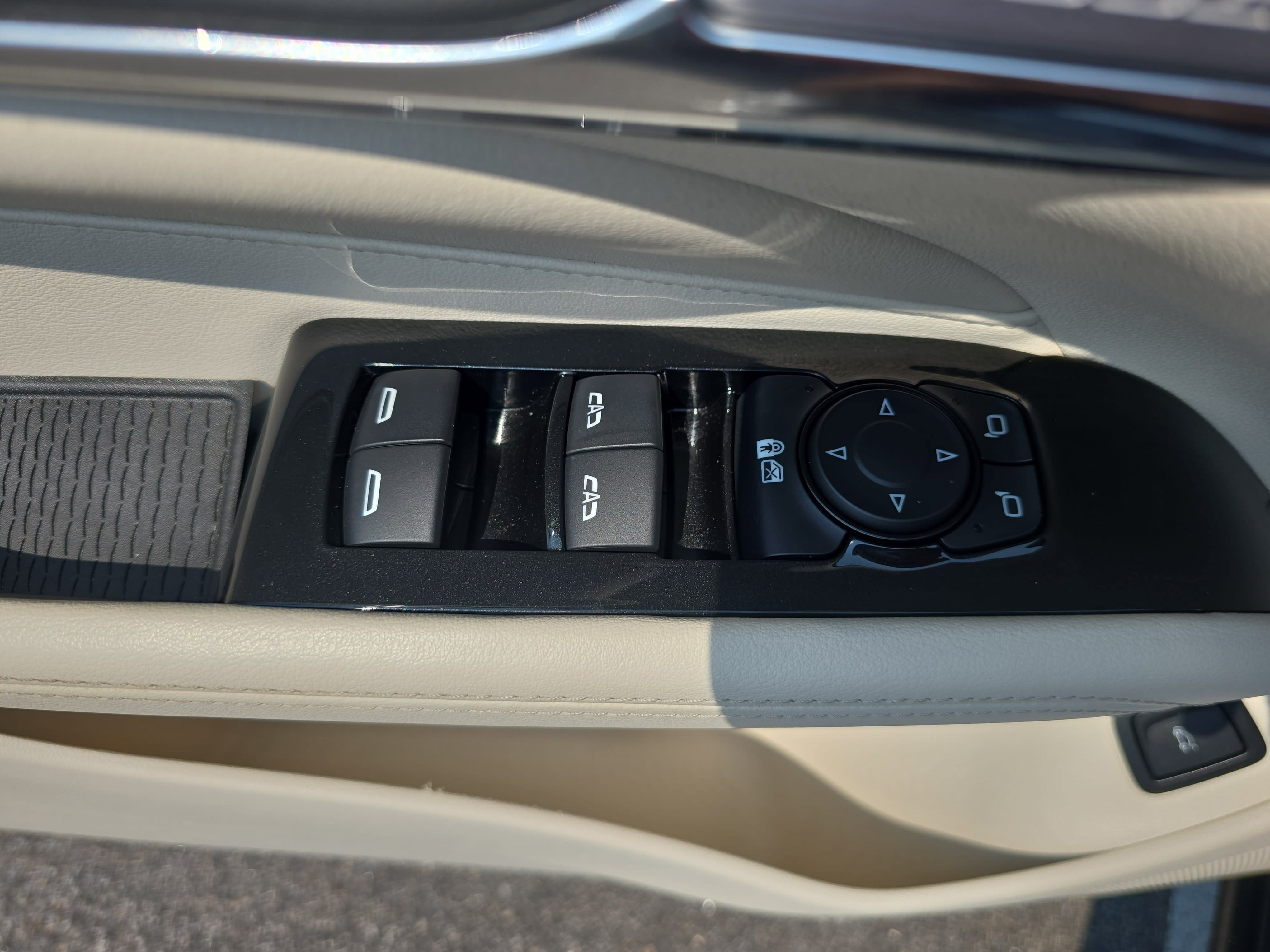 Certified 2023 Cadillac CT4 Luxury w/ Sun And Sound Package RWD image 27
