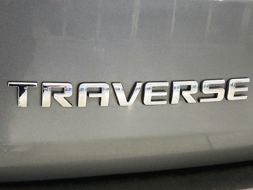 Used 2020 Chevrolet Traverse LT w/ LPO, Floor Liner Package image 38
