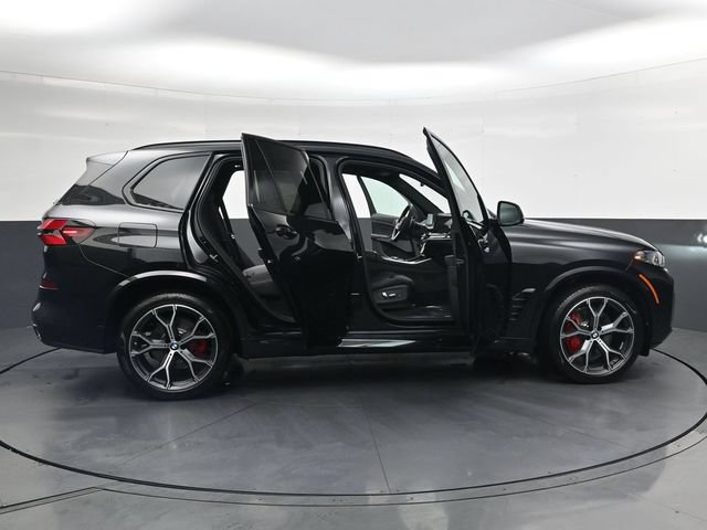 New 2026 BMW X5 xDrive40i w/ M Sport Package AWD/4WD image 31