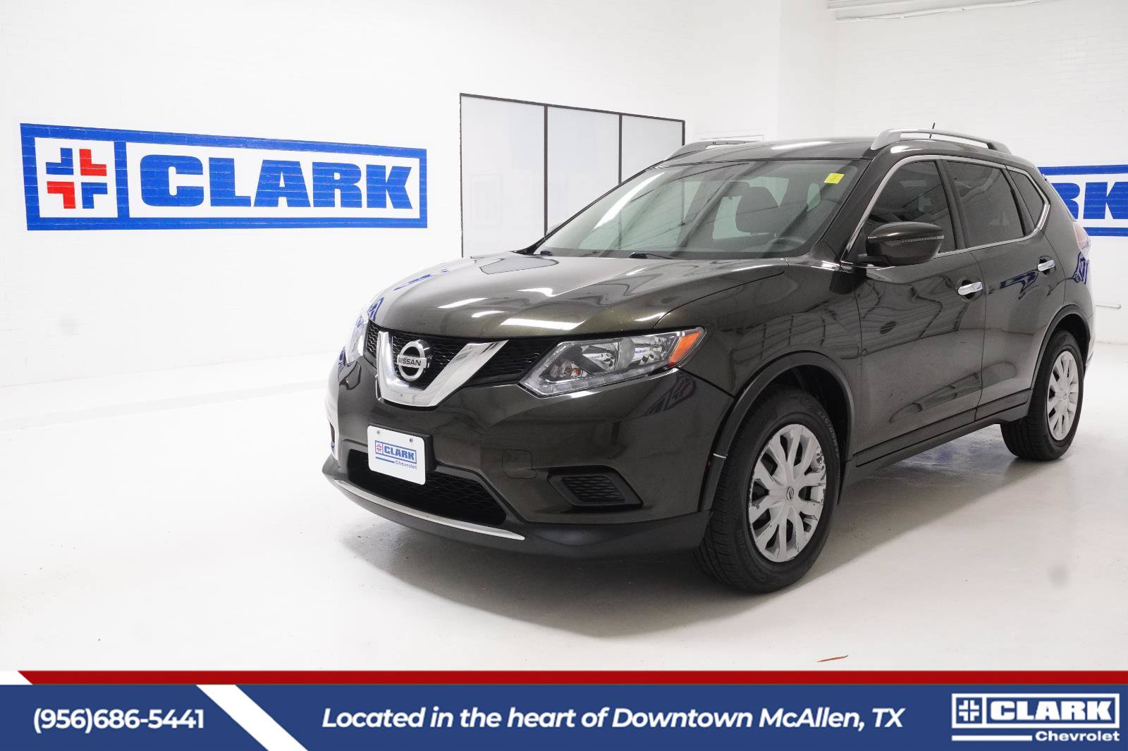 Used 2016 Nissan Rogue S w/ Appearance Package