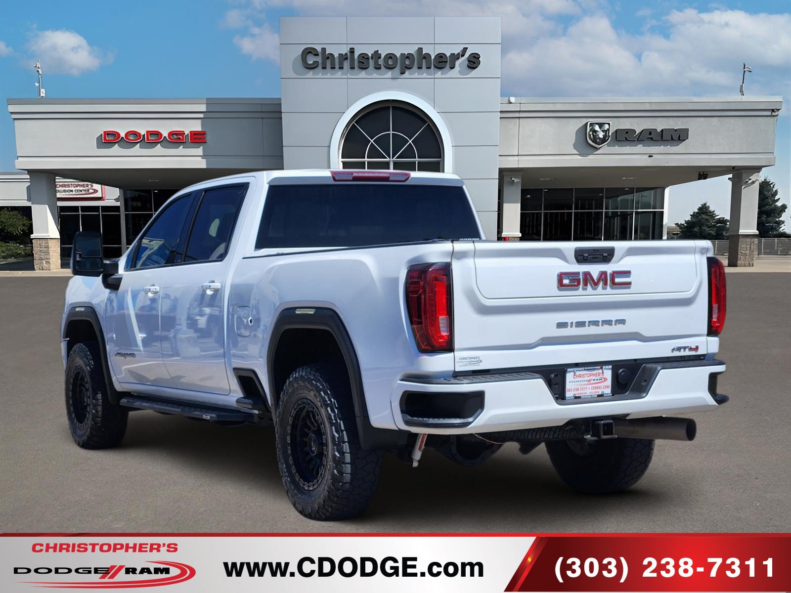 Used 2021 GMC Sierra 2500 AT4 AWD/4WD image 5