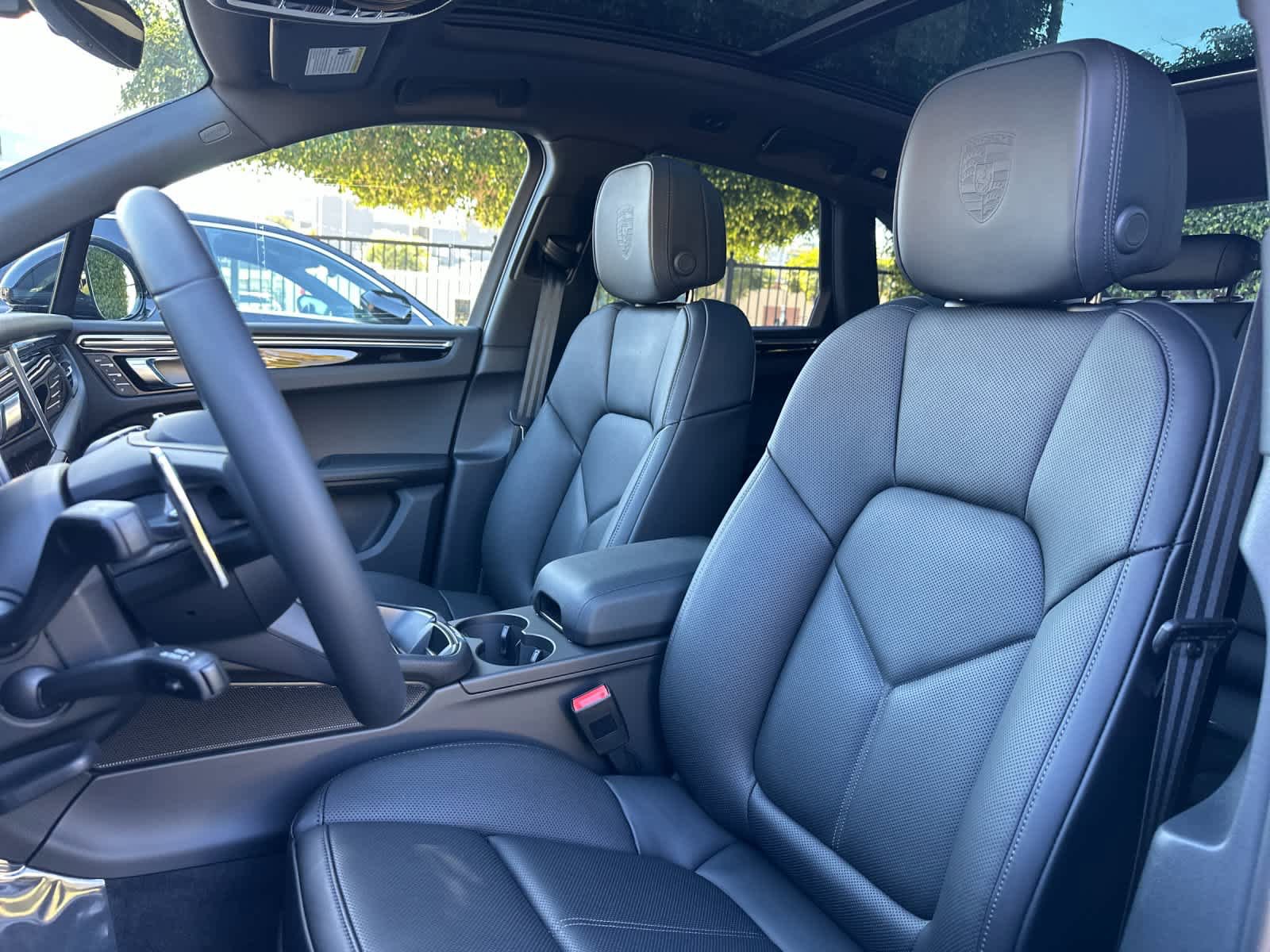 New 2026 Porsche Macan S AWD/4WD image 5