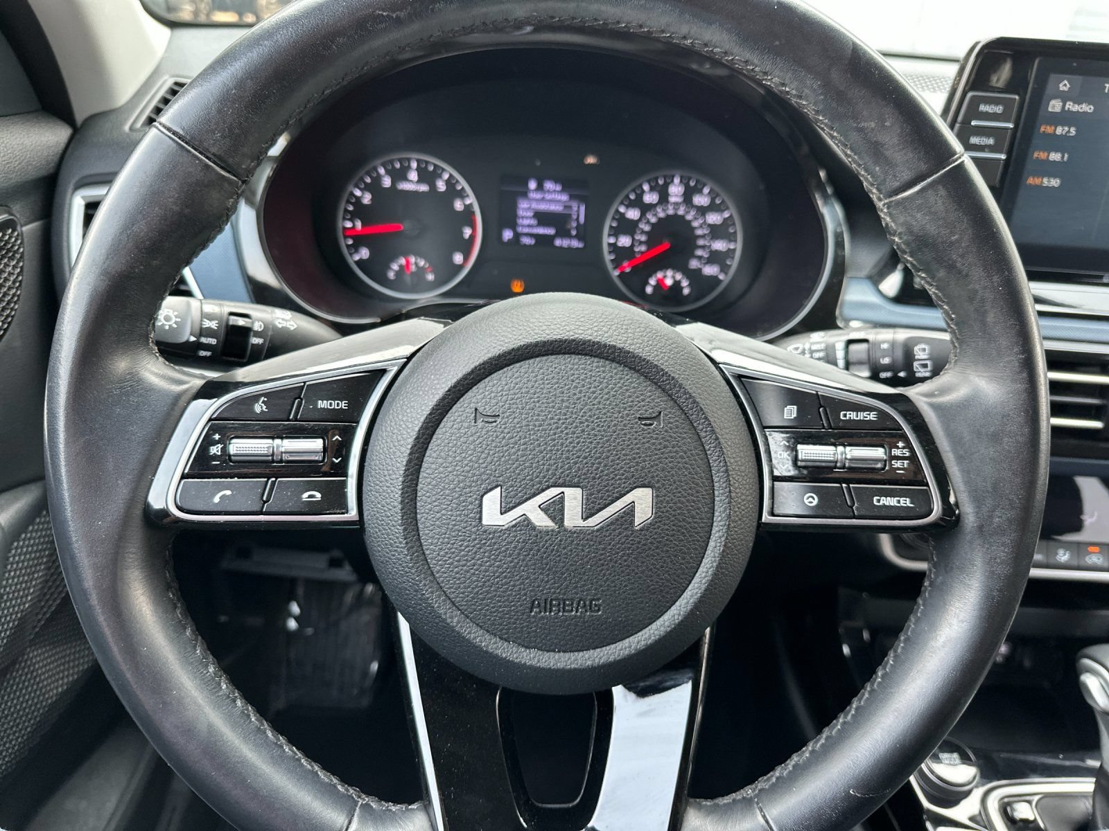 Used 2023 Kia Seltos S AWD/4WD image 22