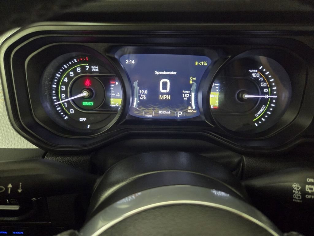 Certified 2025 Jeep Wrangler Sahara w/ Safety Group image 16