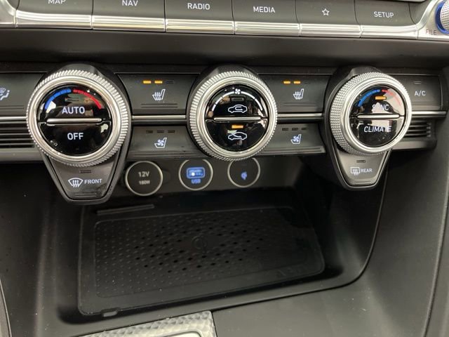 Used 2023 Genesis G70 3.3T w/ Sport Advanced Package image 27