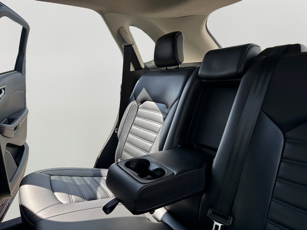 Used 2024 Ford Edge SEL w/ Convenience Package AWD/4WD image 25