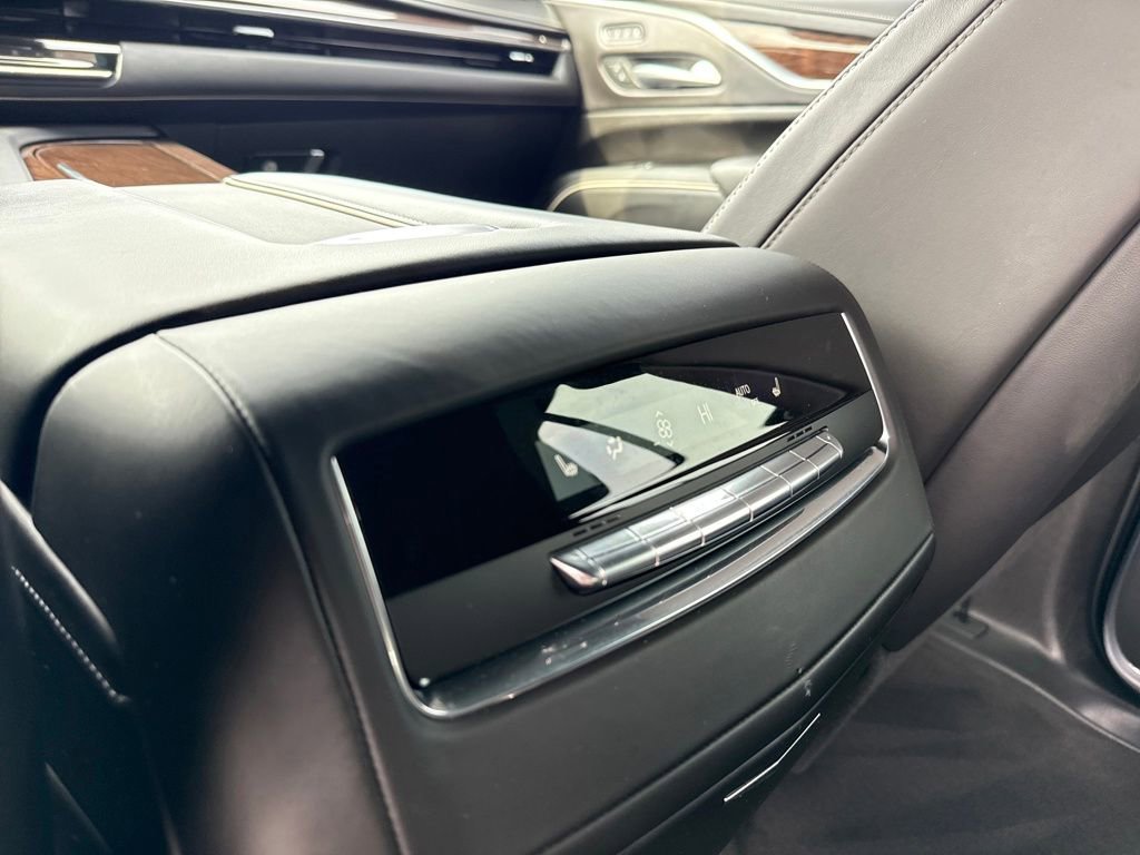 Certified 2023 Cadillac Escalade Sport Platinum image 13