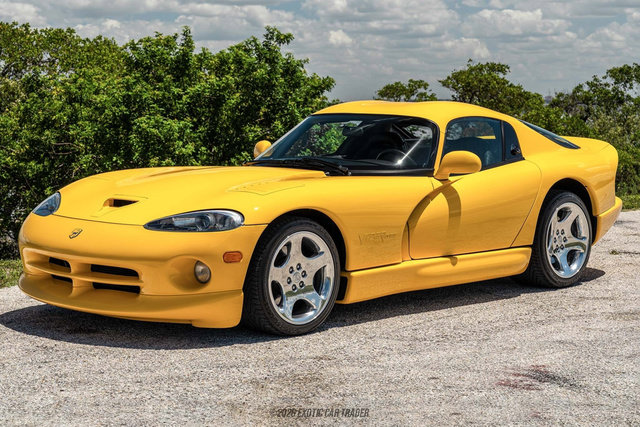 Used 2001 Dodge Viper GTS RWD image 14