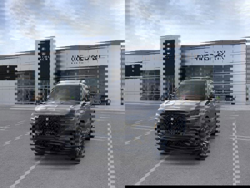 New 2026 Lincoln Aviator AWD image 2