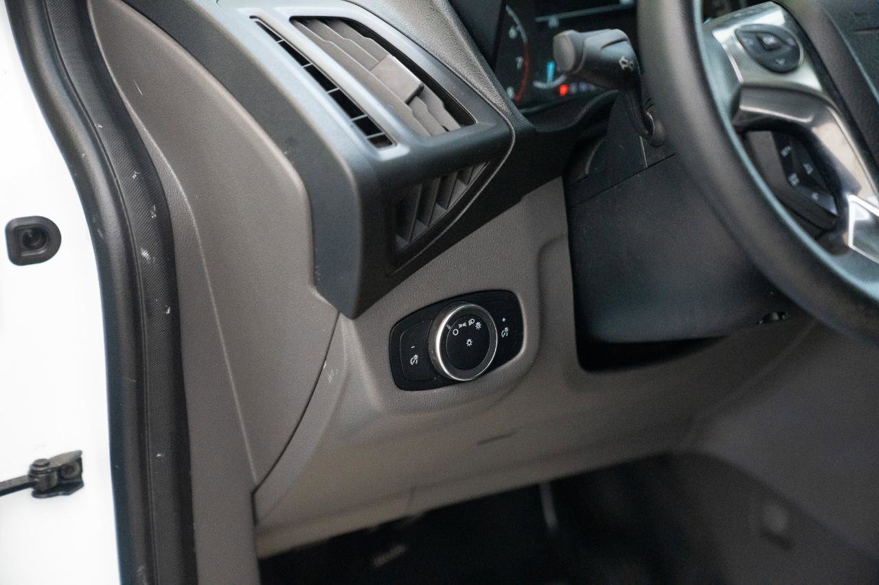 Used 2022 Ford Transit Connect XL image 24