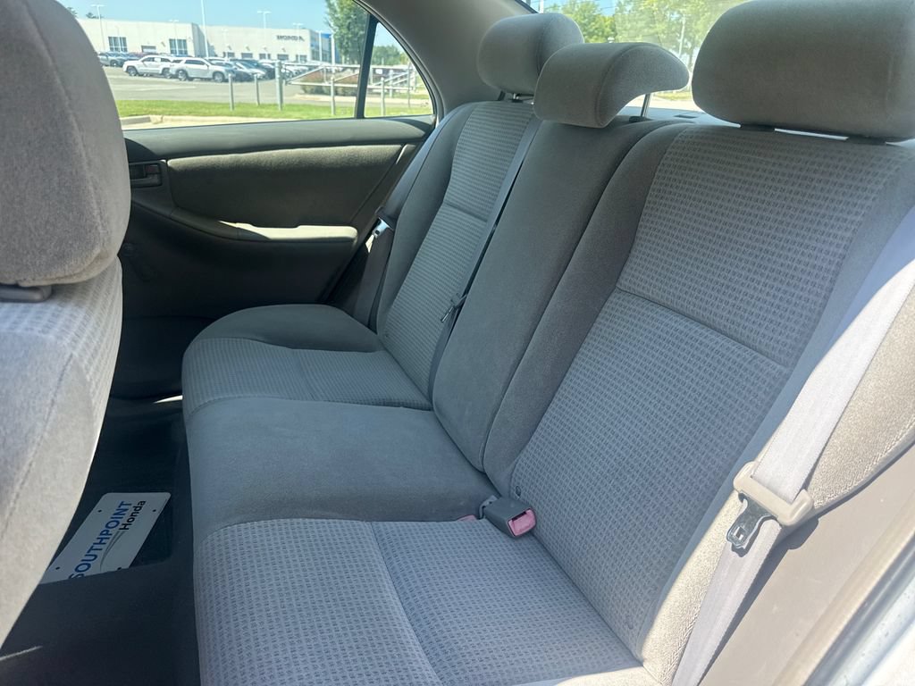 Used 2005 Toyota Corolla FWD image 31
