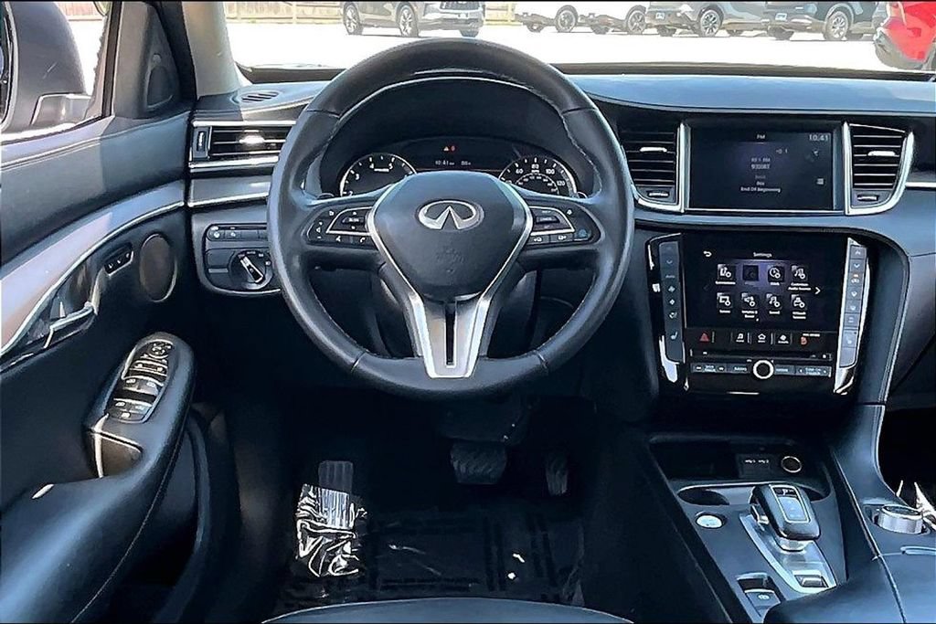 Certified 2023 INFINITI QX50 Luxe AWD/4WD image 17