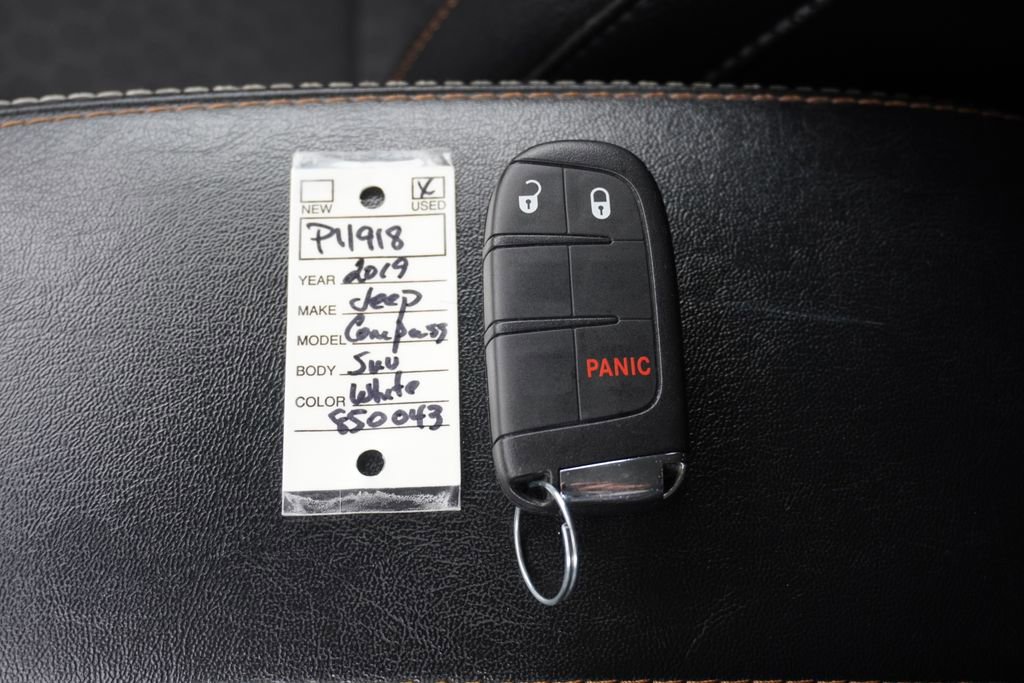 Used 2019 Jeep Compass Latitude image 37