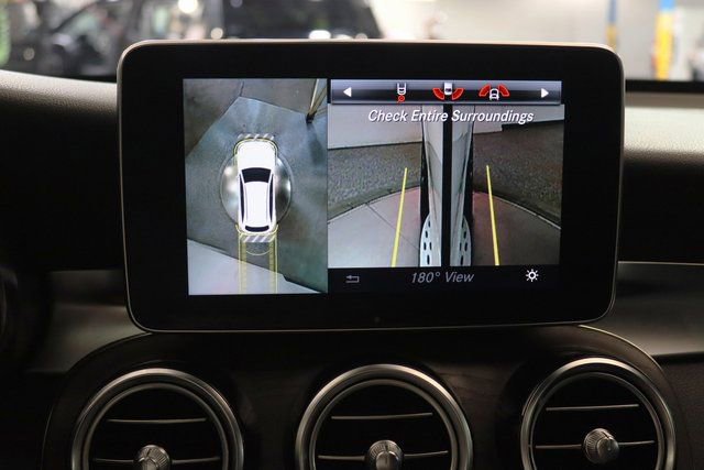 Used 2019 Mercedes-Benz GLC 300 4MATIC image 25