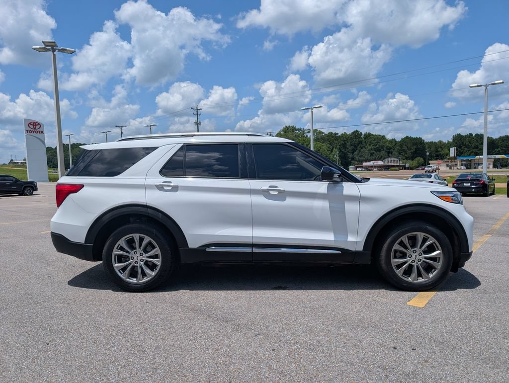 Used 2022 Ford Explorer Limited AWD/4WD image 6