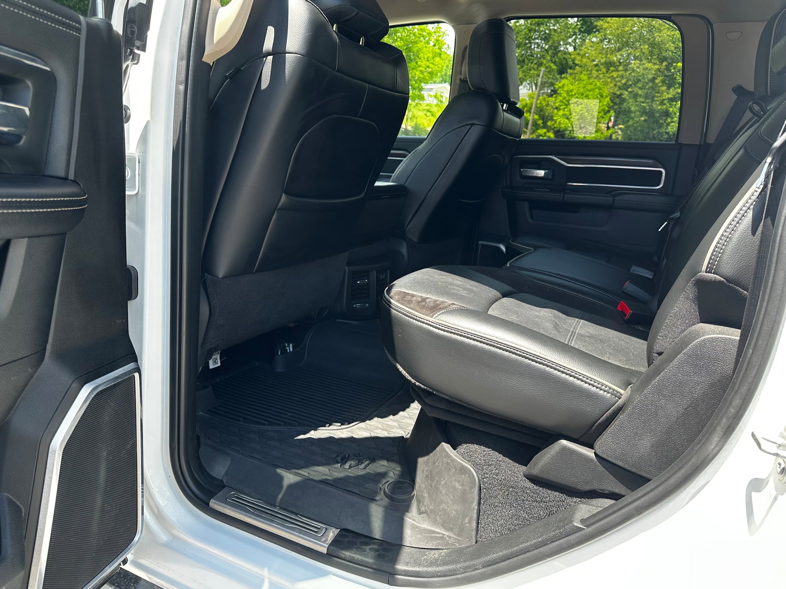 Used 2022 RAM 2500 Laramie AWD/4WD image 20