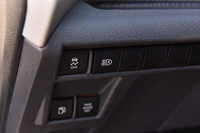 Used 2021 Toyota Sienna XLE w/ XLE Plus Package image 11