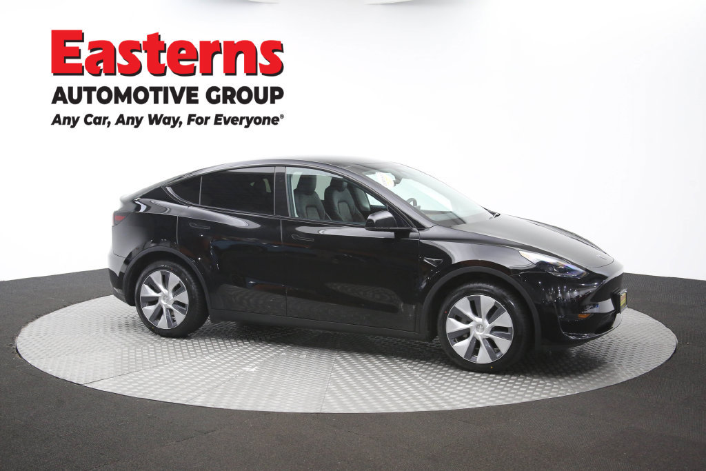 Used 2023 Tesla Model Y Long Range AWD/4WD image 43
