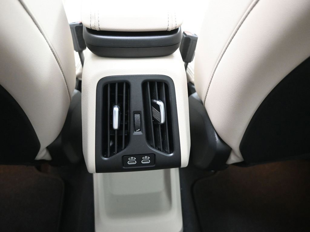 Certified 2025 BMW X1 xDrive28i image 18