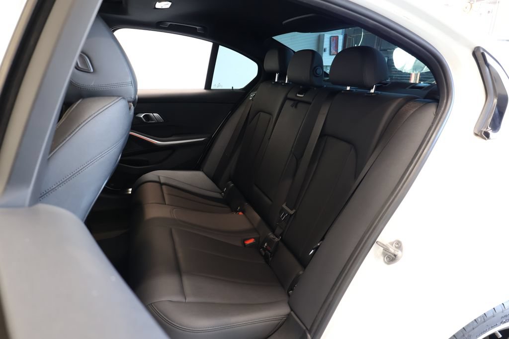 Used 2021 BMW M340i w/ Shadowloine Package RWD image 19