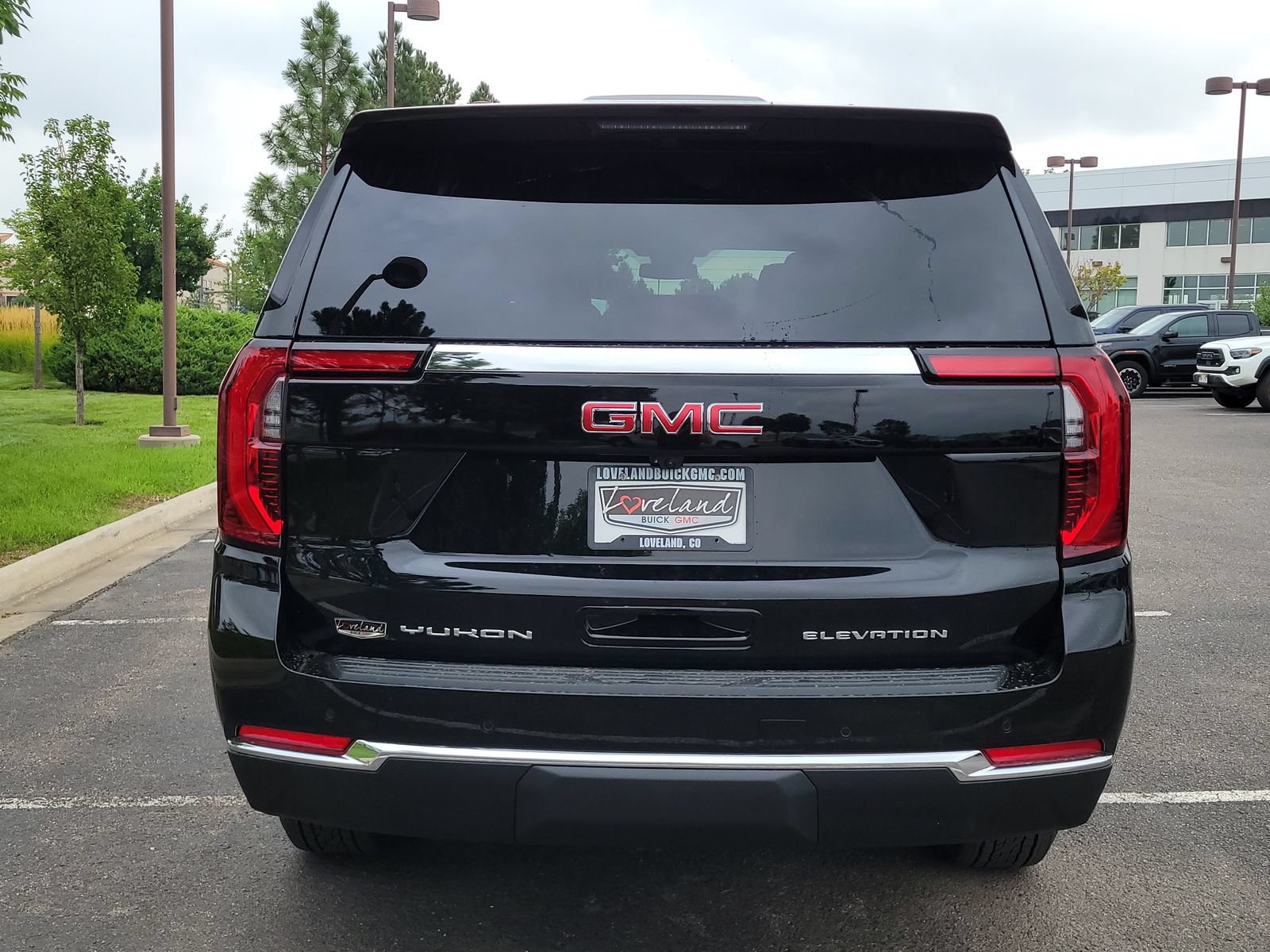 New 2026 GMC Yukon XL Elevation AWD/4WD image 4
