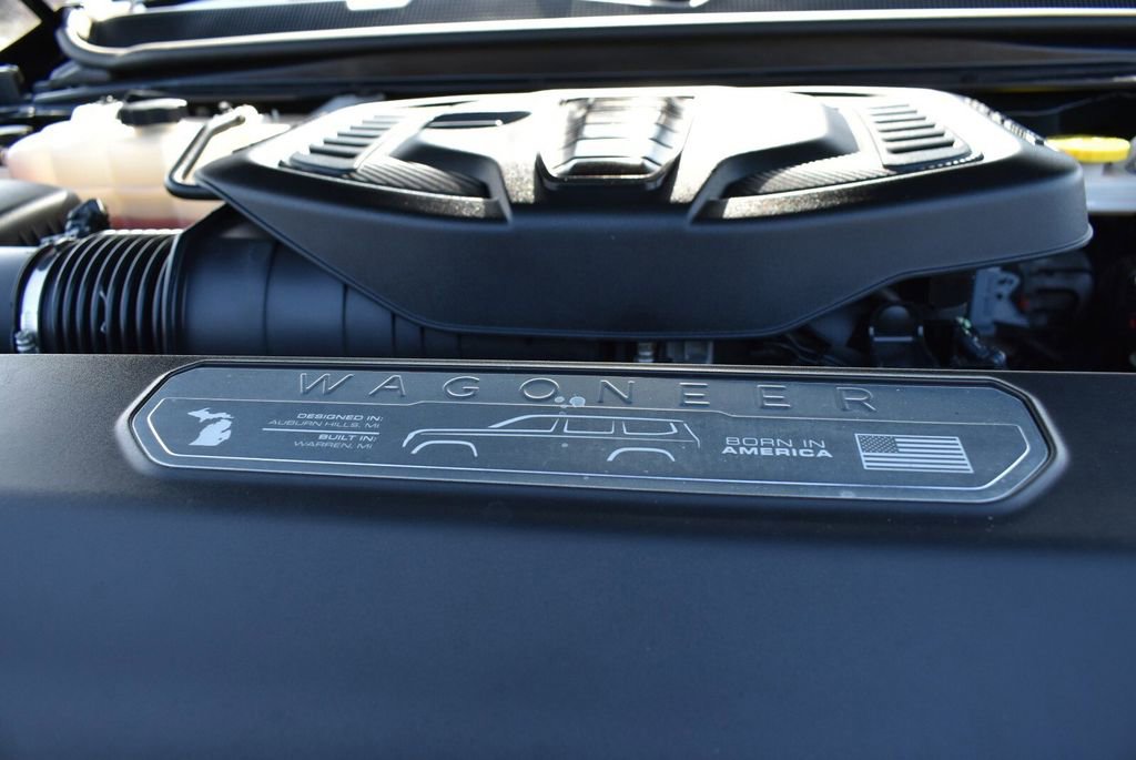 Used 2025 Jeep Wagoneer 4WD w/ Convenience Group I image 42