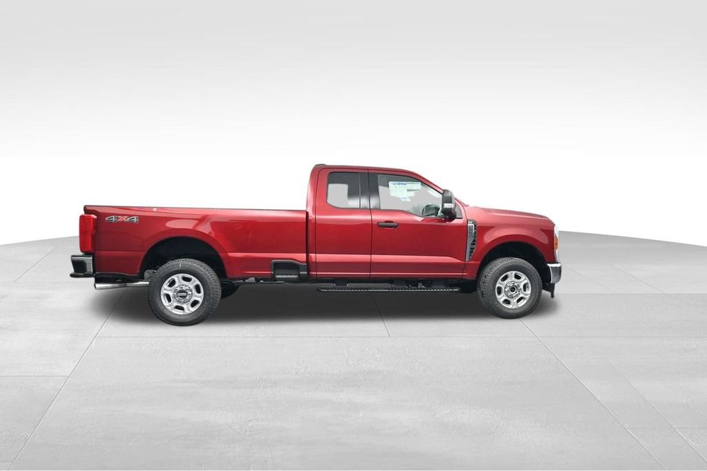 New 2026 Ford F250 4x4 SuperCab Super Duty image 9