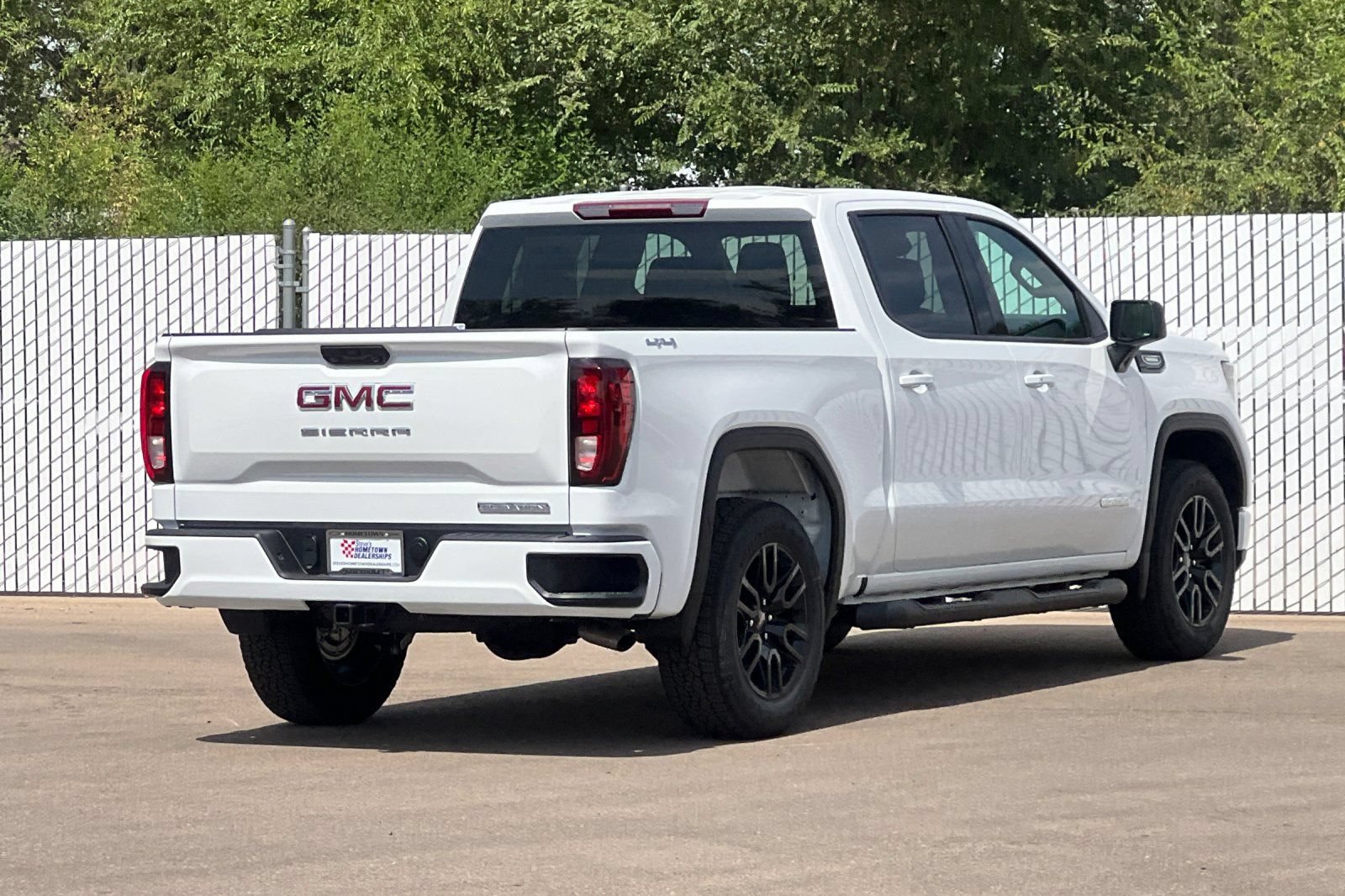 New 2026 GMC Sierra 1500 Elevation w/ Elevation Select Package AWD/4WD image 4