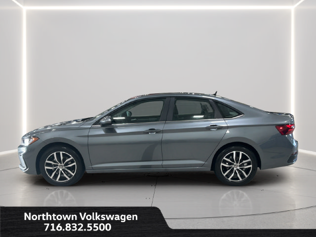 New 2027 Volkswagen Jetta SE FWD image 2