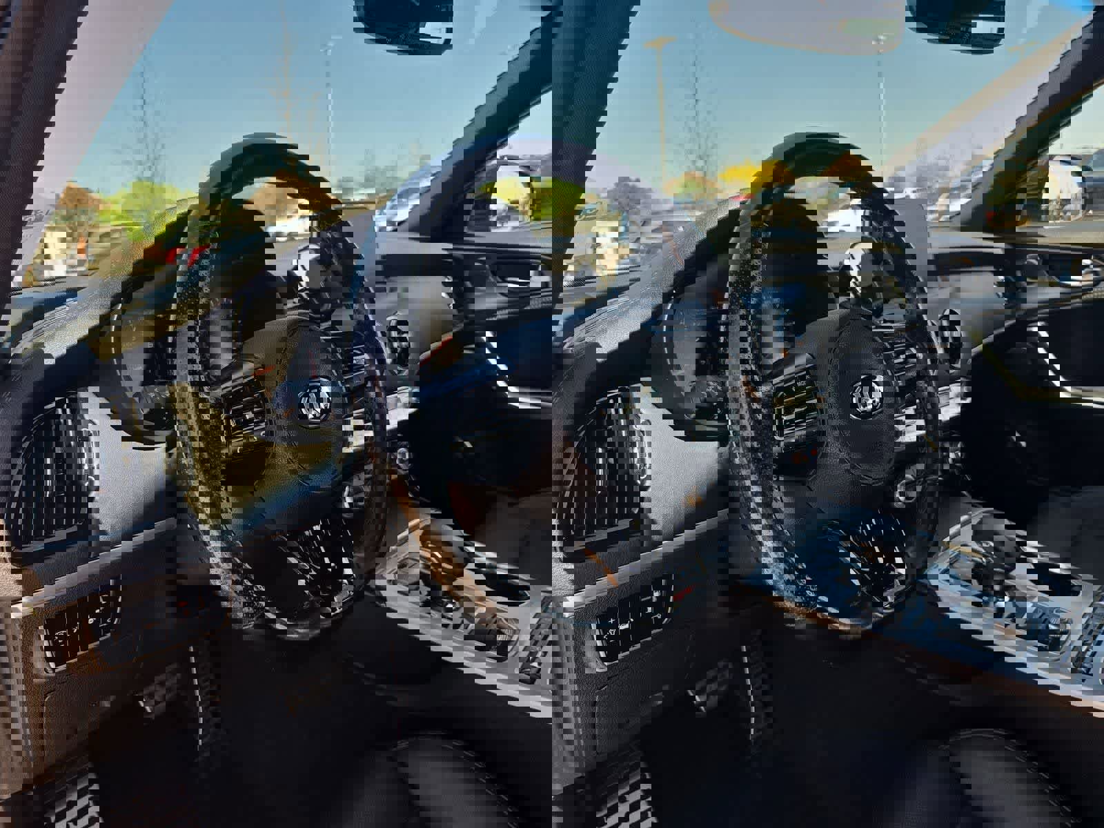 Used 2020 Kia Stinger GT2 image 2