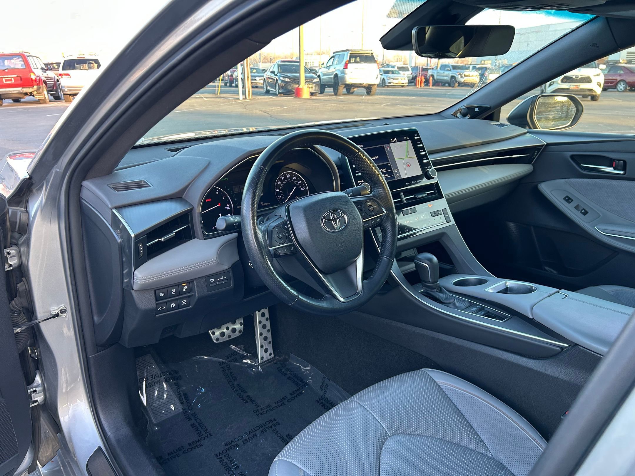 Certified 2019 Toyota Avalon Touring image 10