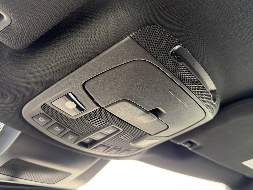 Used 2020 Lincoln Navigator Reserve w/ Luxury Package image 32