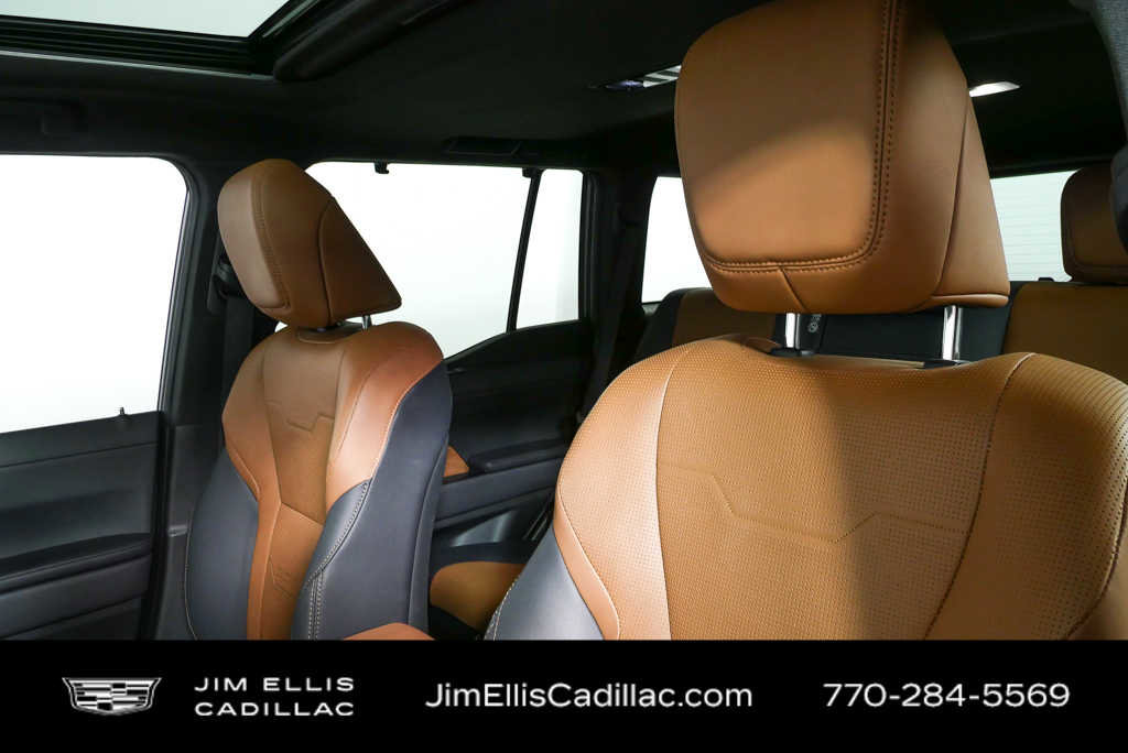 Used 2024 Lexus GX 550 w/ Accessory Package (2T) AWD/4WD image 5