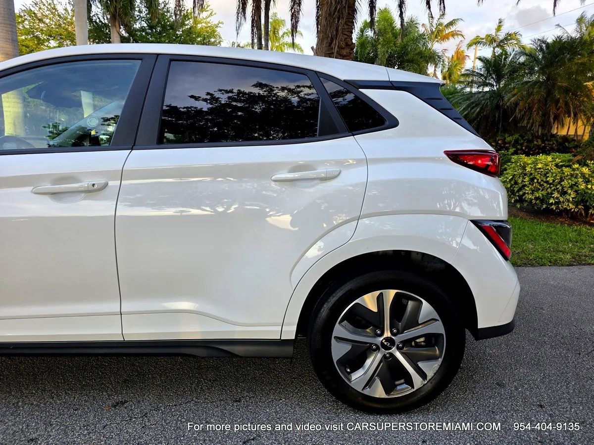 Used 2023 Hyundai Kona SEL FWD image 15