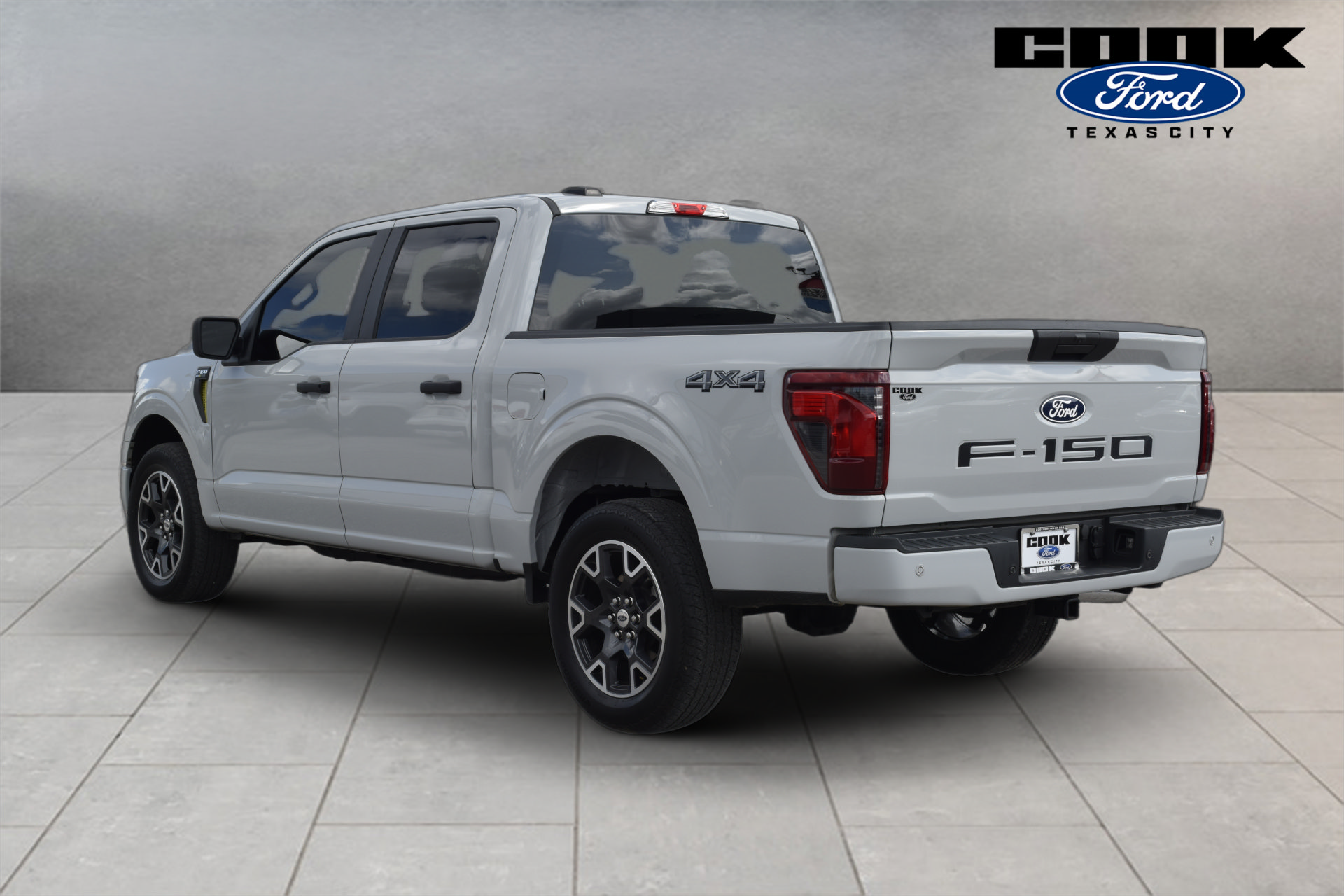 Used 2024 Ford F150 STX AWD/4WD image 4