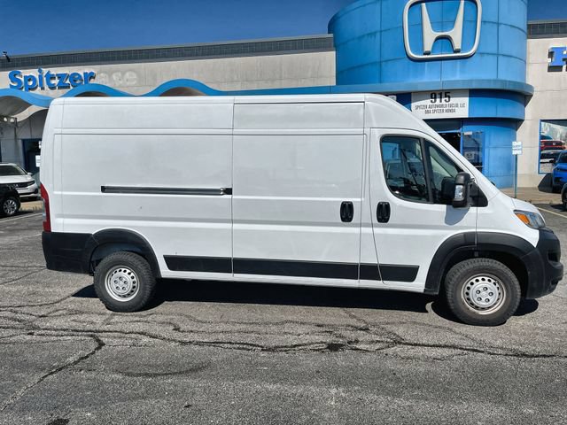 Used 2025 RAM ProMaster 2500 w/ Convenience Group FWD image 11