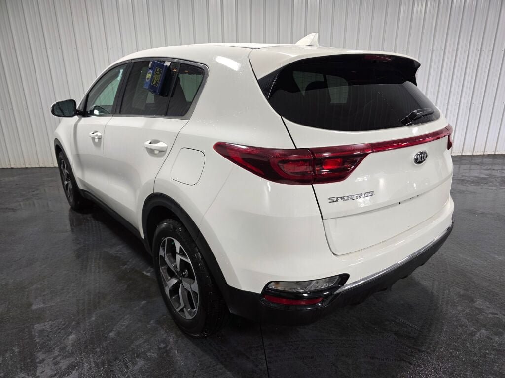 Used 2020 Kia Sportage LX w/ LX Popular Package FWD image 3