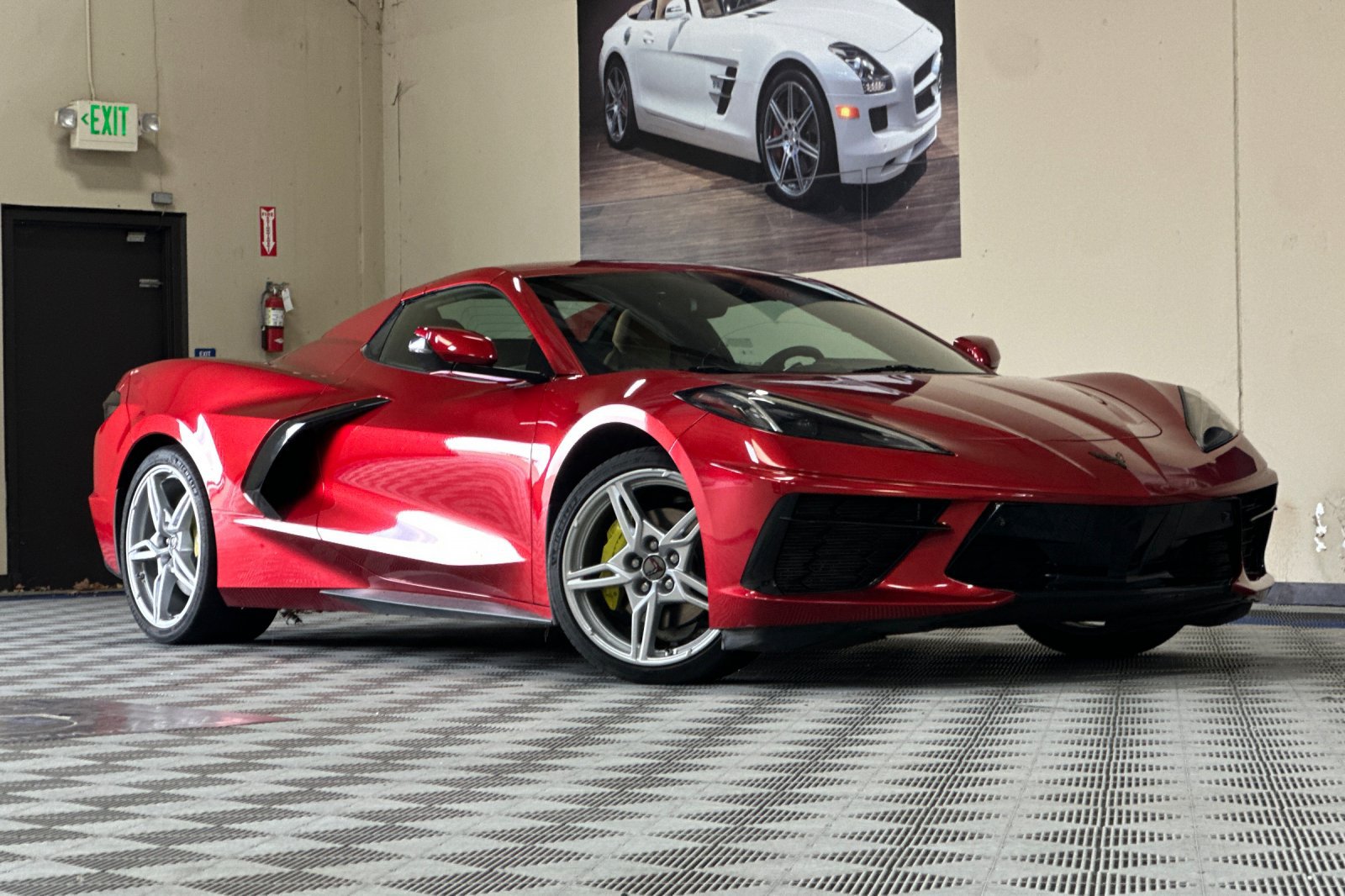 Used 2021 Chevrolet Corvette Stingray Premium Conv w/ 3LT RWD image 2