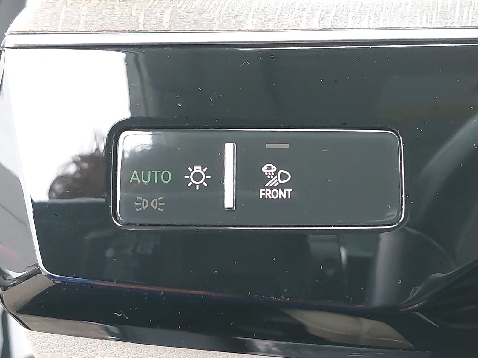 Used 2024 Audi Q8 e-tron Premium Plus w/ Premium Plus Package AWD/4WD image 29