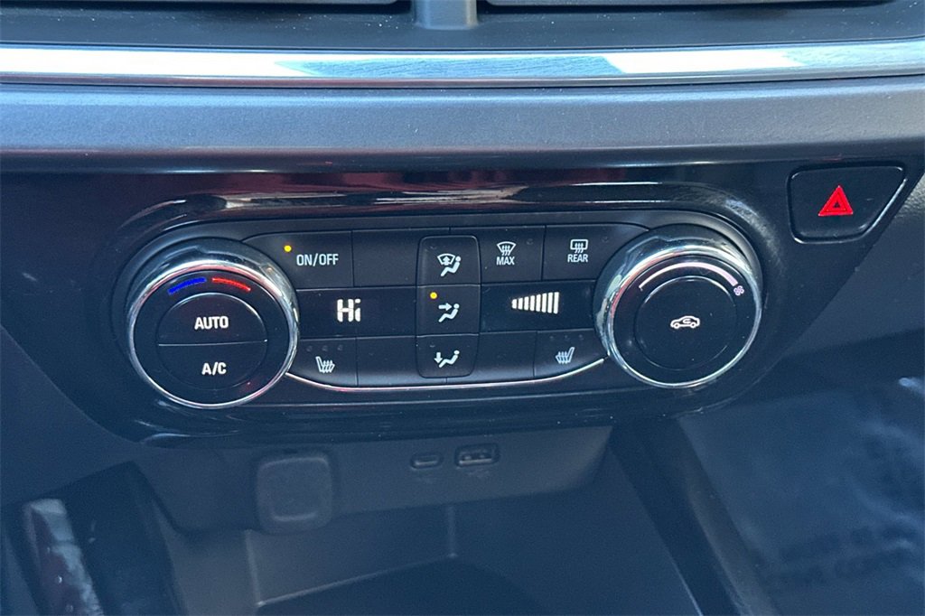 Used 2024 Chevrolet Trax ACTIV image 22