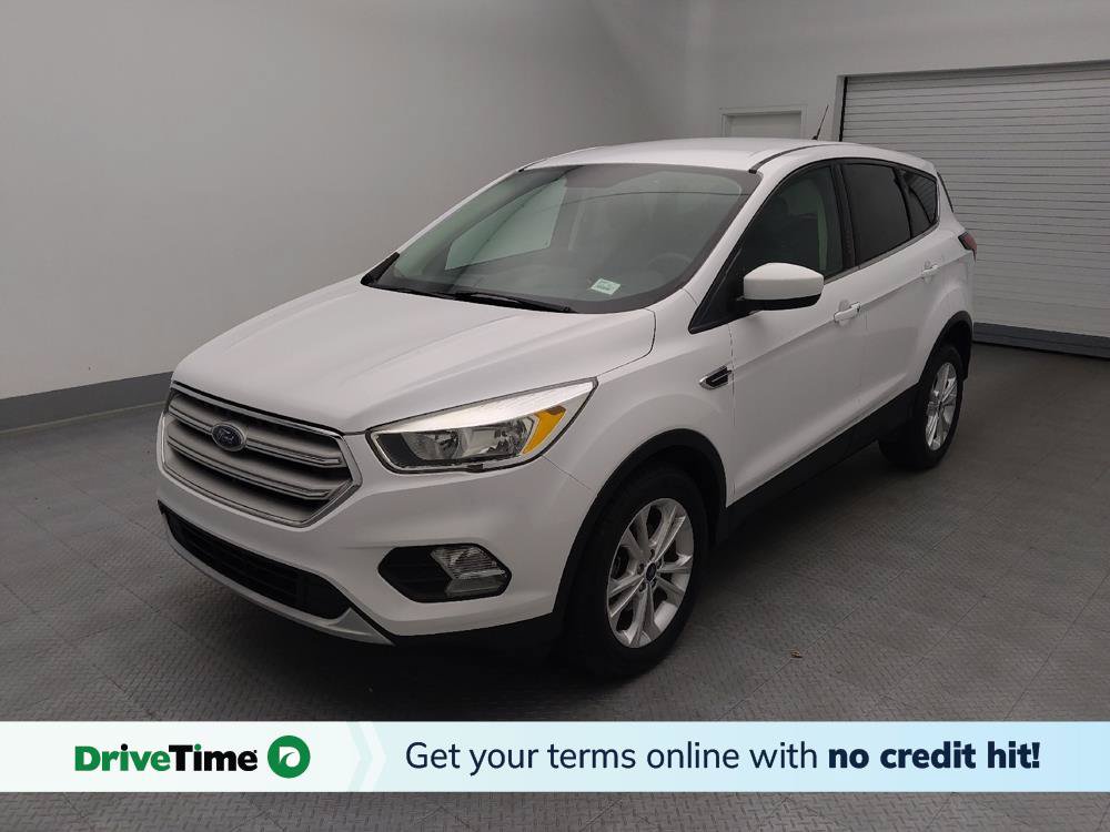 Used 2019 Ford Escape SE FWD image 1