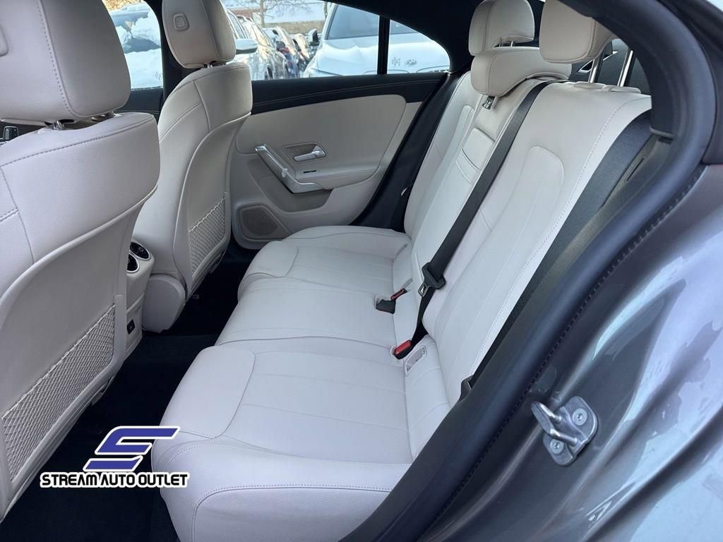 Used 2024 Mercedes-Benz CLA 250 4MATIC image 26