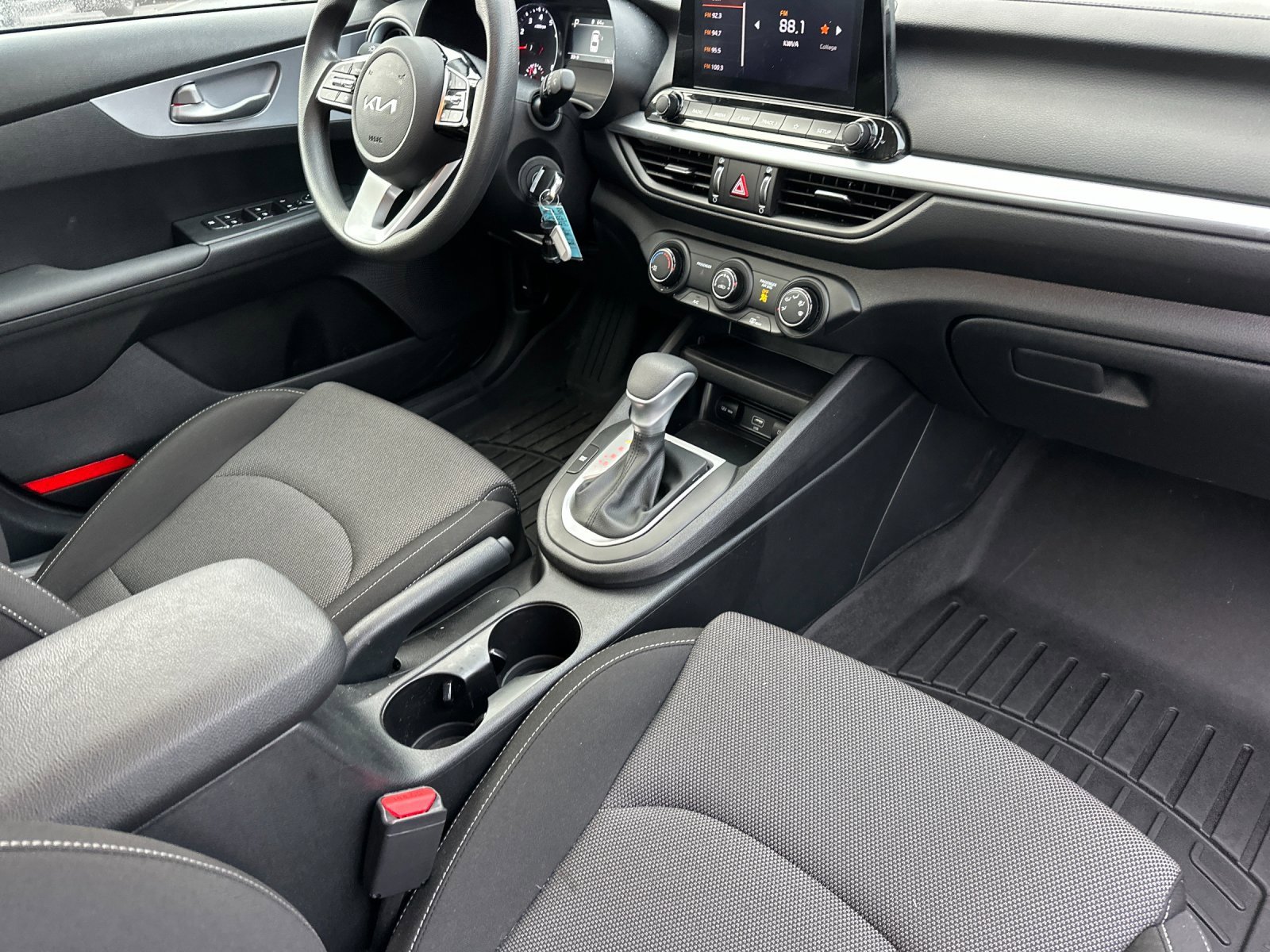 Used 2024 Kia Forte LXS image 15