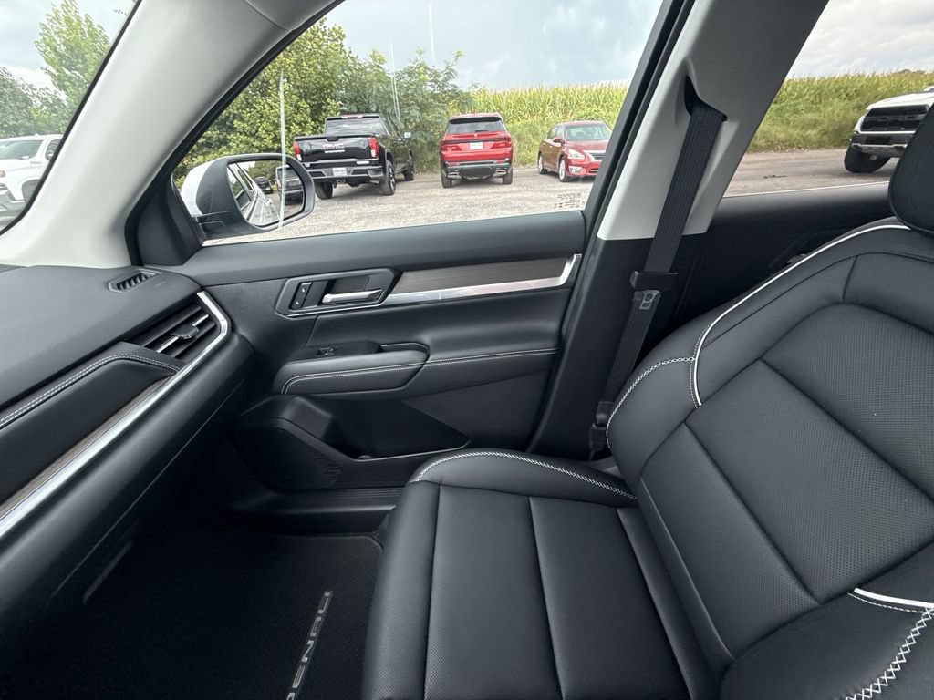 Certified 2026 GMC Terrain Denali AWD/4WD image 26