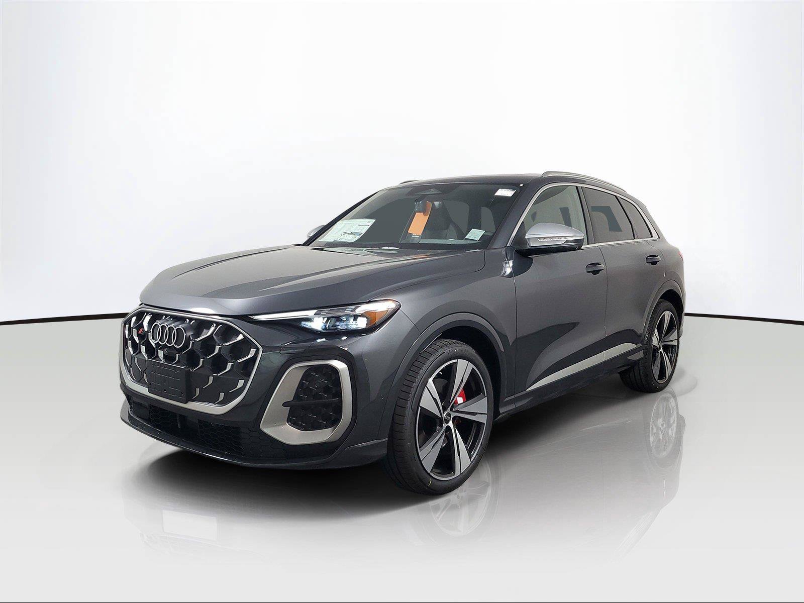 New 2026 Audi SQ5 Prestige AWD/4WD image 3