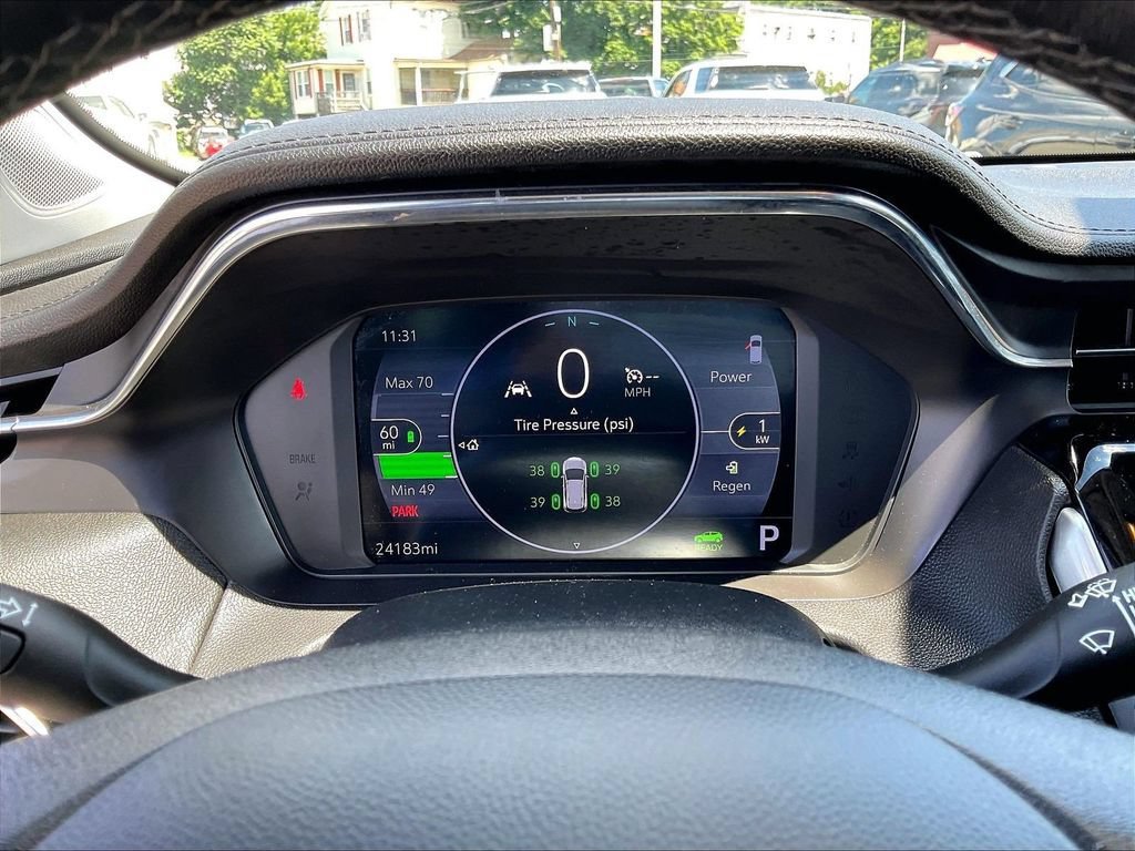 Used 2023 Chevrolet Bolt EUV LT w/ Comfort Package FWD image 24