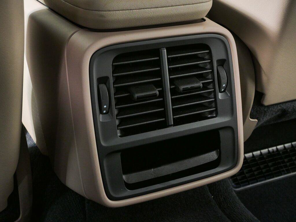 Certified 2022 Porsche Taycan RWD image 20