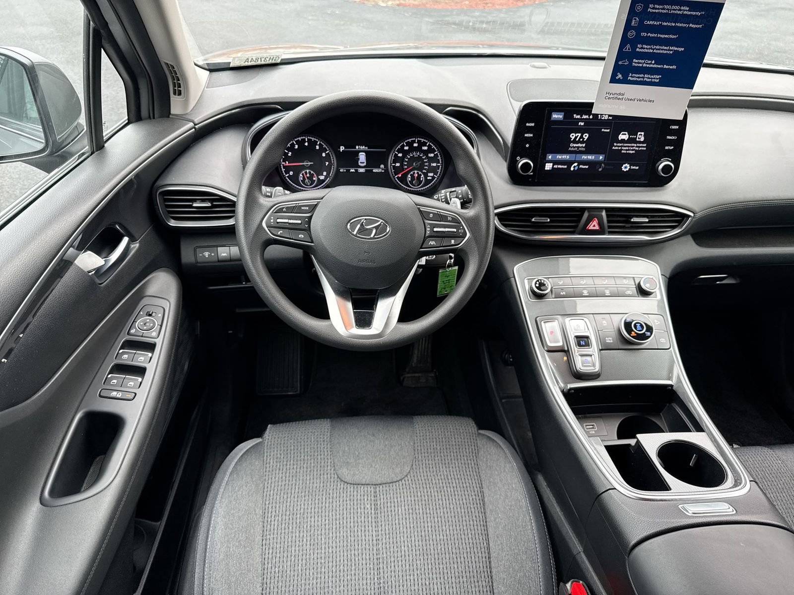 Used 2023 Hyundai Santa Fe SE image 17