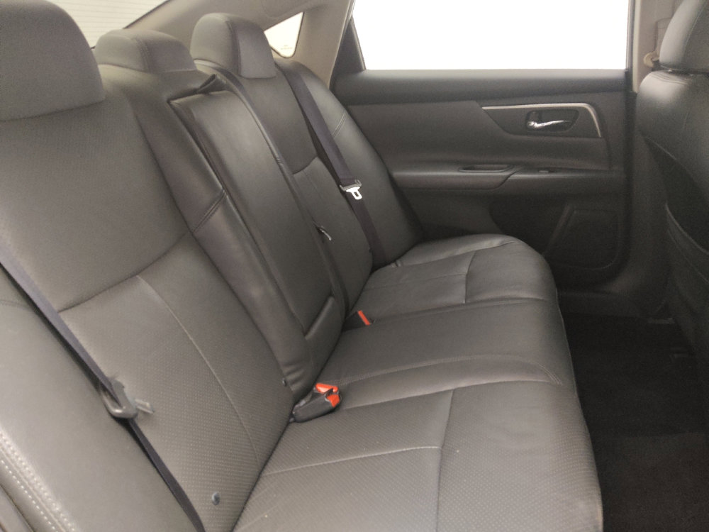 Used 2015 Nissan Altima 2.5 SV image 19